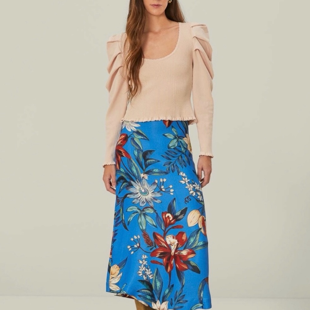 NWT FARM RIO SURREAL MIDI SKIRT💙